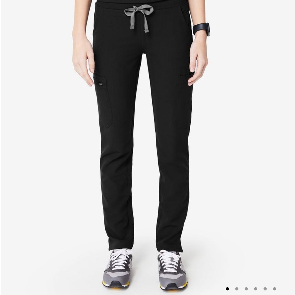 FIGS Black Yola Bottoms XS